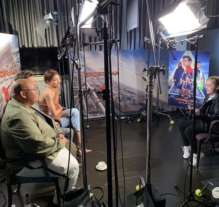 영국인들-시도때도없이-무조건-머그컵에-차마시는거-신기함-13-이미지