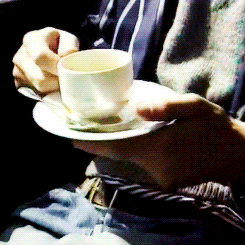 영국인들-시도때도없이-무조건-머그컵에-차마시는거-신기함-22-이미지