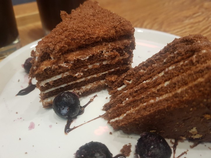 한번쯤은-먹어볼만한-체코의-꿀케이크...jpg-13-이미지