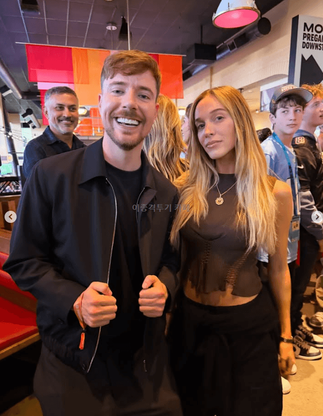 슈퍼볼-직관-가서-로제와-사진-찍은-미스터비스트-4-이미지