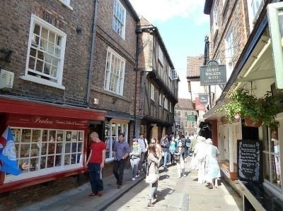 유럽에서-잘-보존된-중세의-거리-`쉠블스`-3-이미지