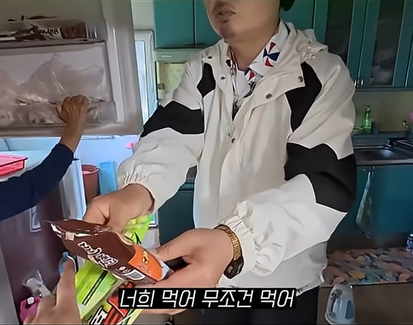 윤택이-어르신들께-사랑받는-이유-0-이미지