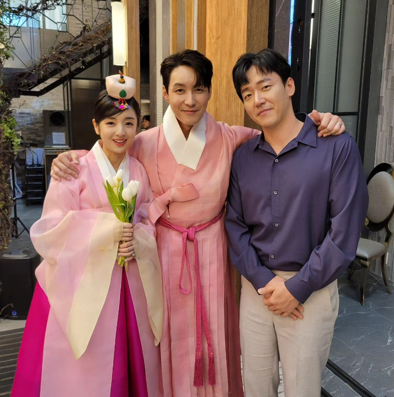 서로-국적이-바뀐게-아니냐는-심형탁-부부-일본-결혼식-예복.jpg-12-이미지