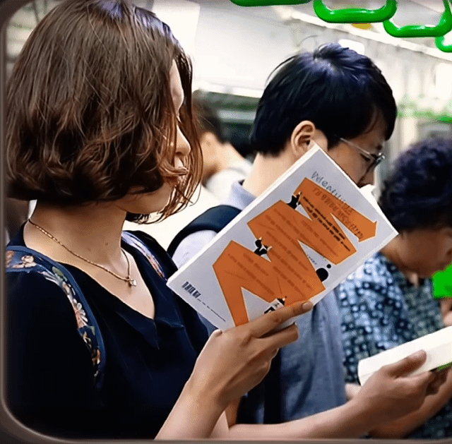 스마트폰이-없던-시절의-거리-풍경-3-이미지