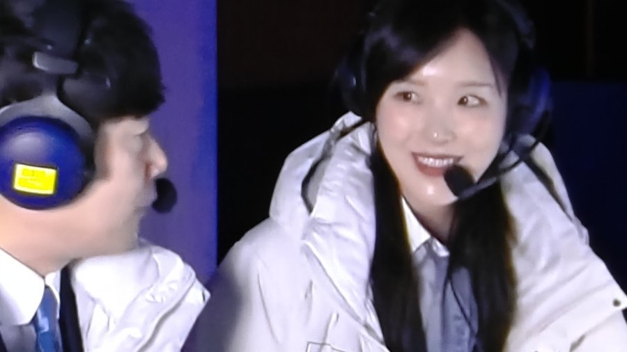 방금전-김아랑-.jpg-4-이미지