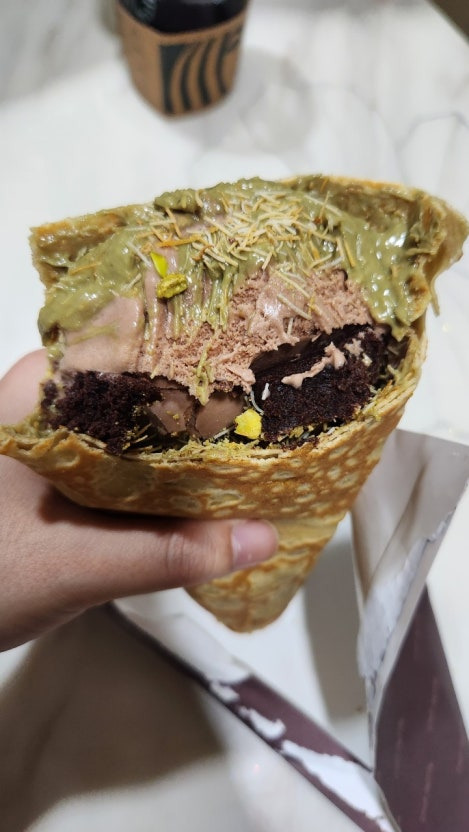 먹짱-한국인들의-두바이-디저트-근황.jpg(최종)-16-이미지