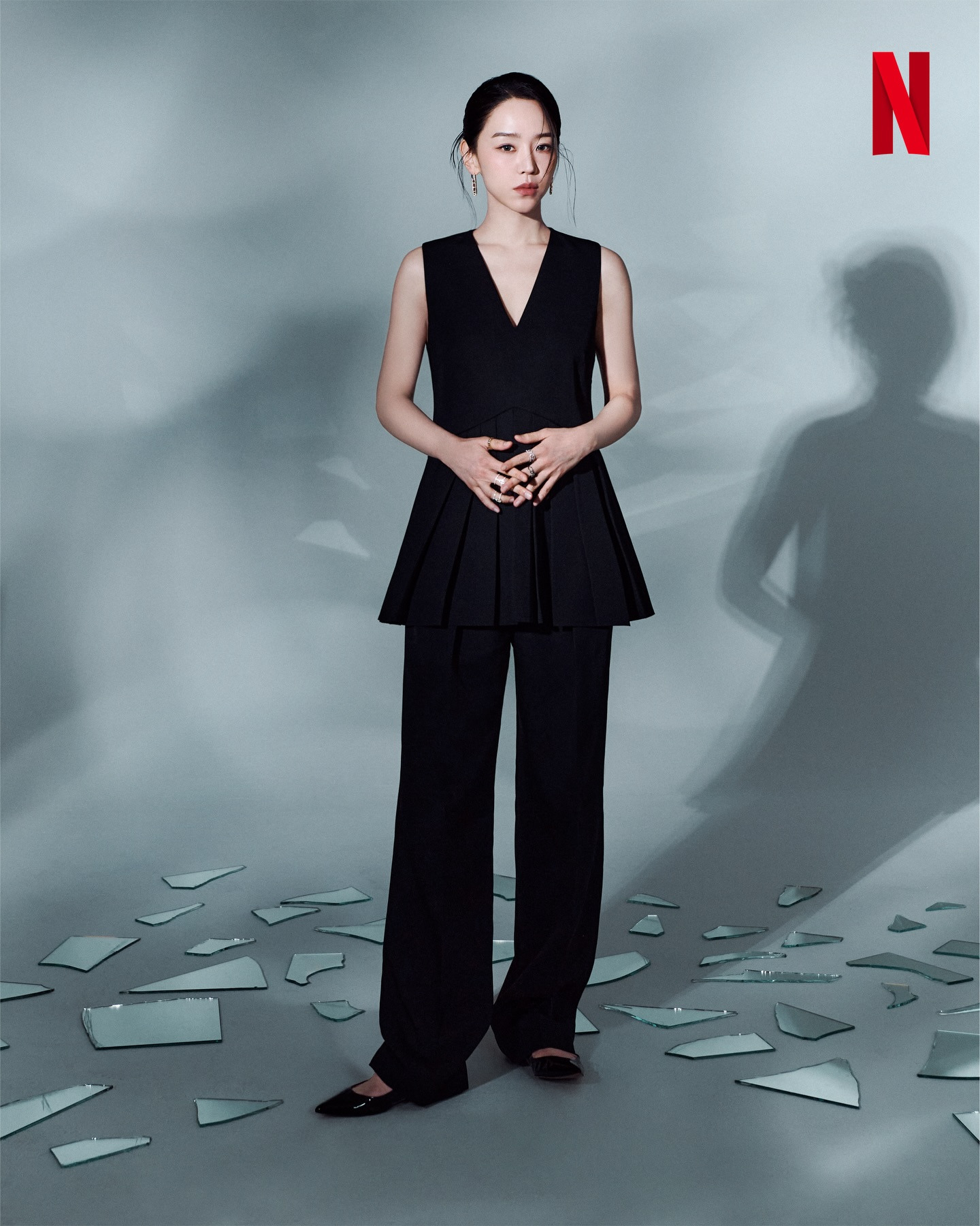 넷플릭스-＜레이디두아＞-신혜선-X-이준혁-화보-7-이미지