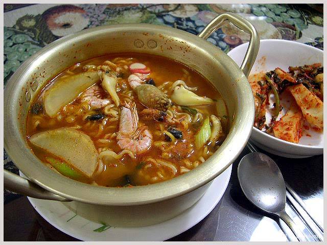 라면에는-전설이-있어-8-이미지