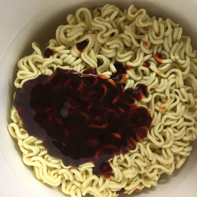 불볶면-물을-따라-버리는-자는-하수다-2-이미지