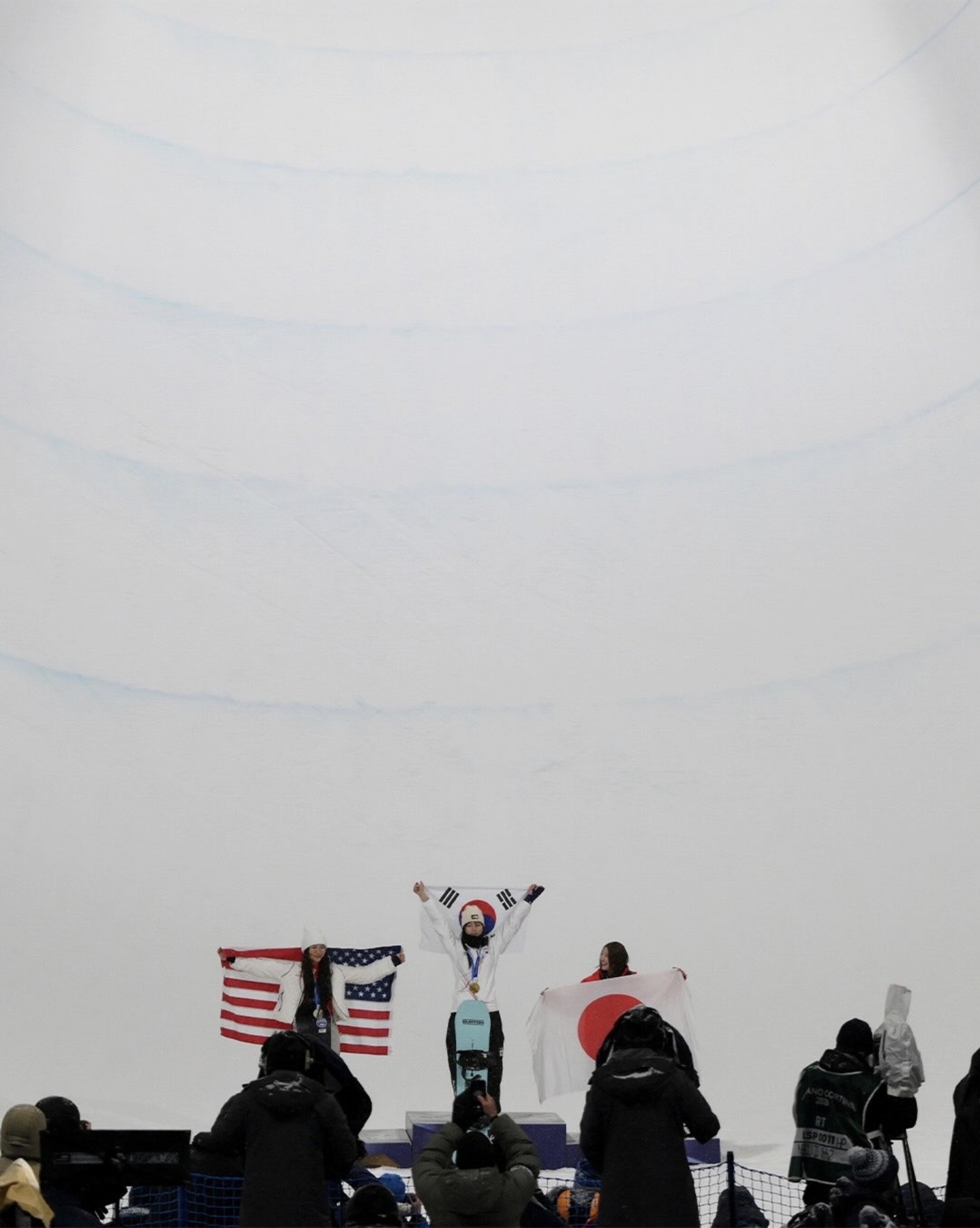 [동계올림픽]-스노보드-하프파이프-금메달리스트-최가온-선수-비하인드-컷.jpg-8-이미지