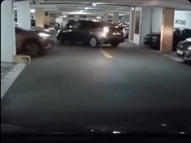 주차자리-뺏기는-순간-0-이미지