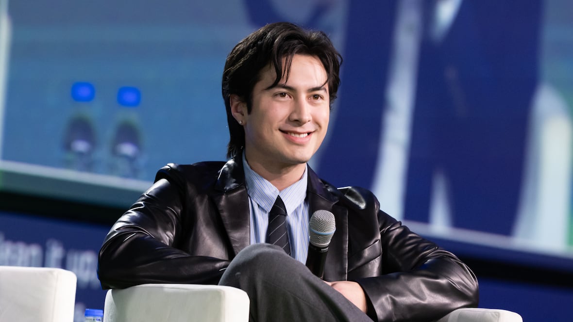 현재-서양에서-핫한-한국계-배우들-3명-단체-사진.jpg-19-이미지