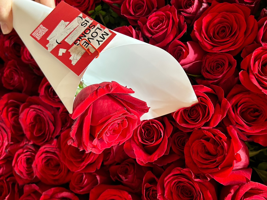 지금-코엑스-가면-받을-수-있는-방탄-장미꽃🌹🌹🌹-6-이미지