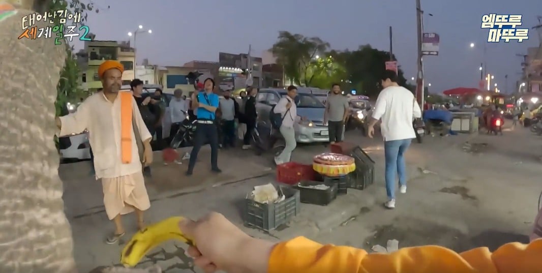 과일가게에서-만난-코끼리에게-다-퍼준-기안84-6-이미지