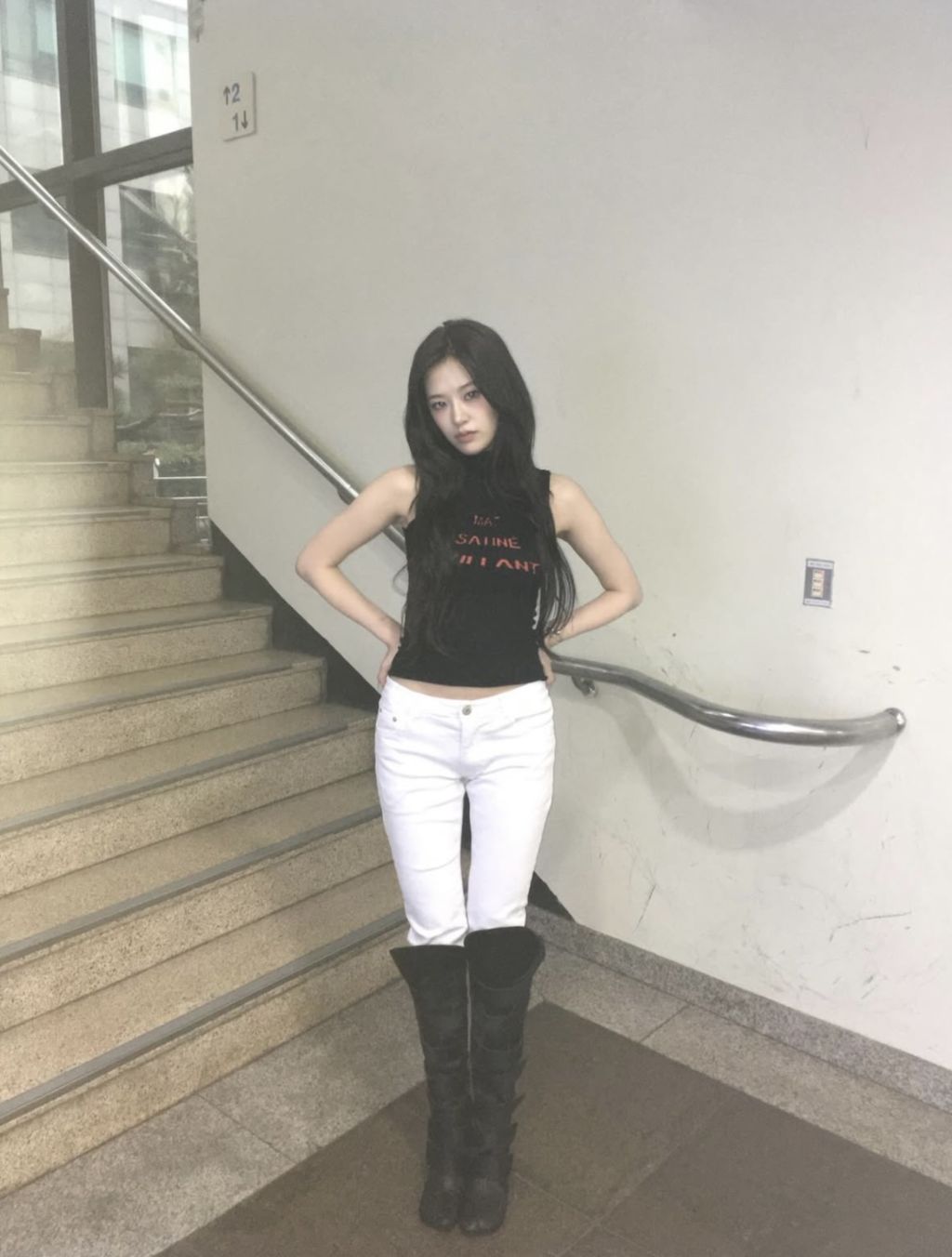 아이브-(안)유진-인스타-7-이미지