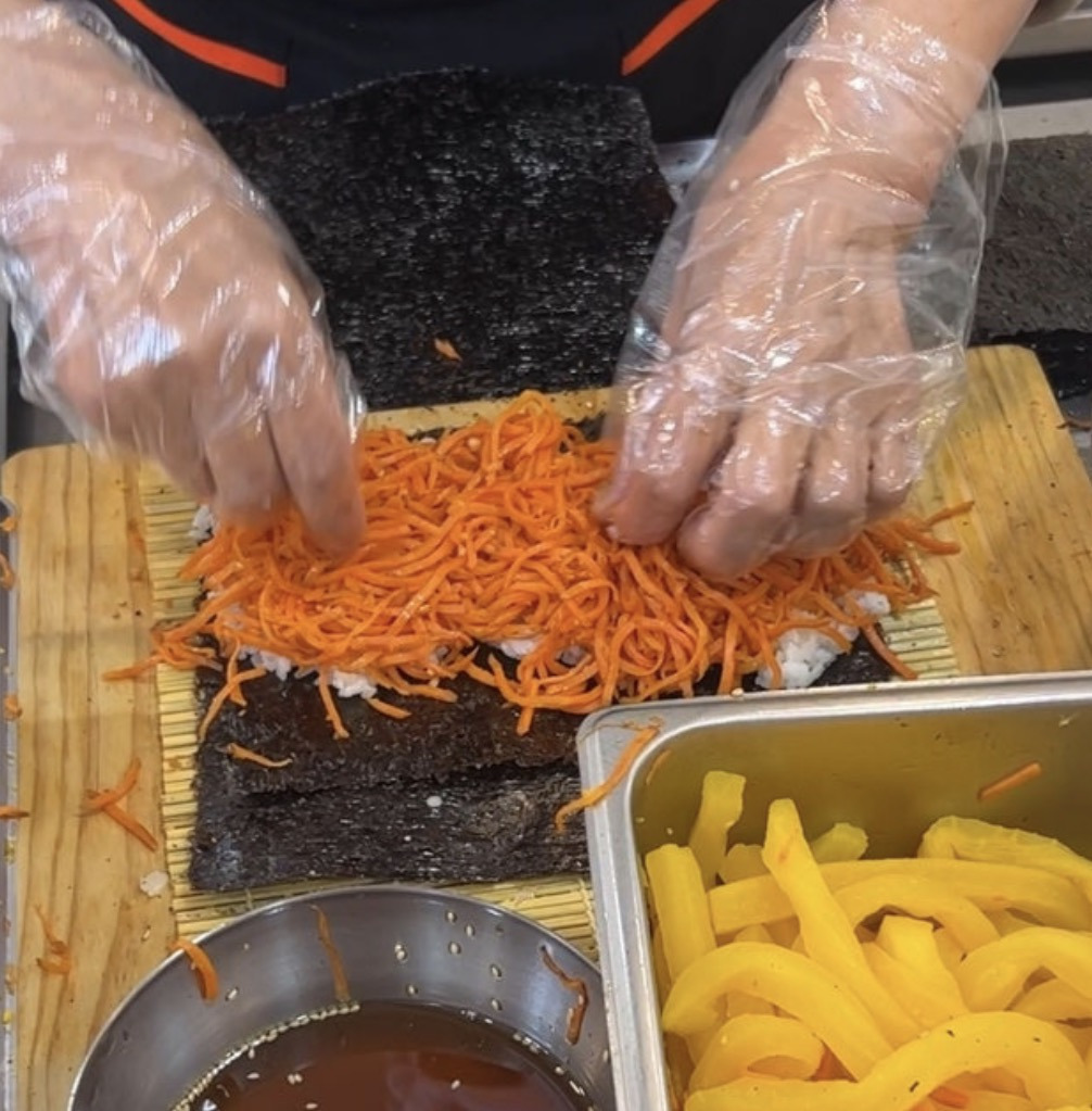 하루-1000줄-팔린다는-전주-당근김밥-16-이미지