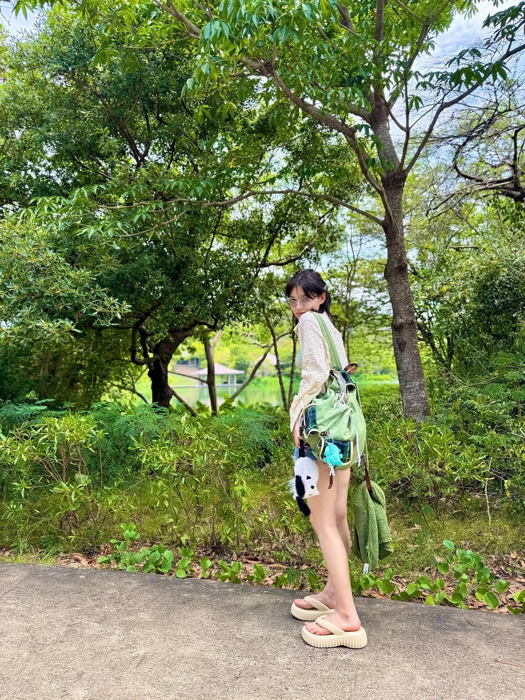 꾸준히-여행-사진-업로드하는-김유정-인스타-7-이미지