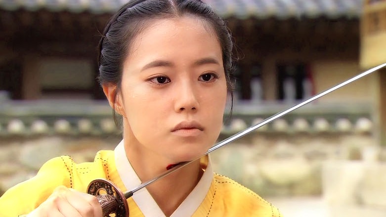 10년전-문채원이-연기했던-레전드-사극-캐릭터-6-이미지