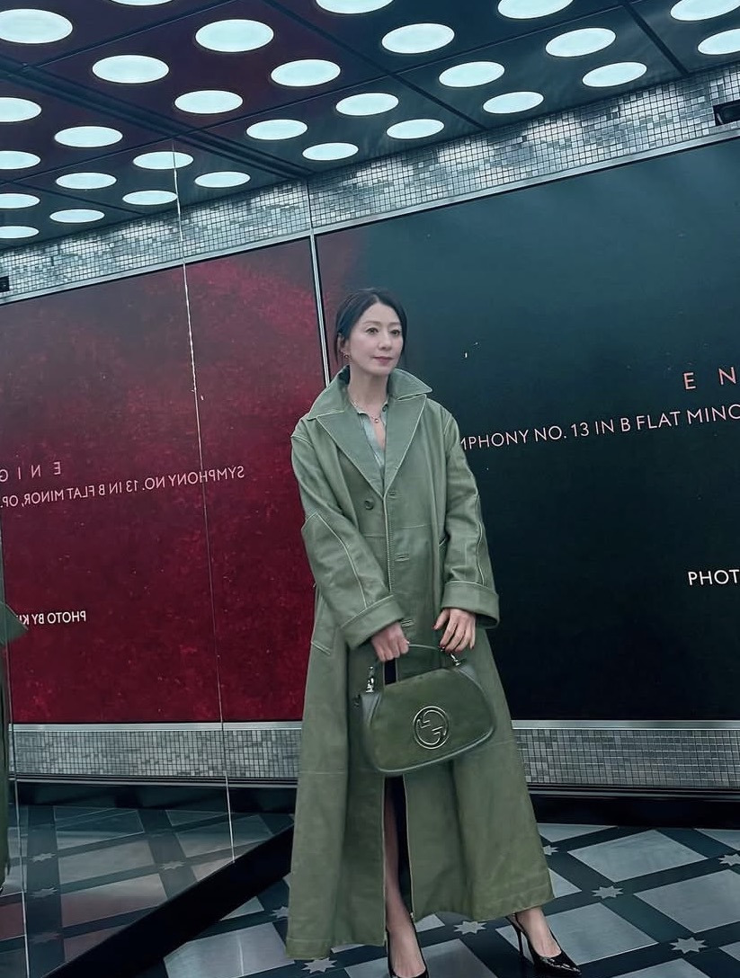 올해-58세라는-배우-김희애-사복-8-이미지