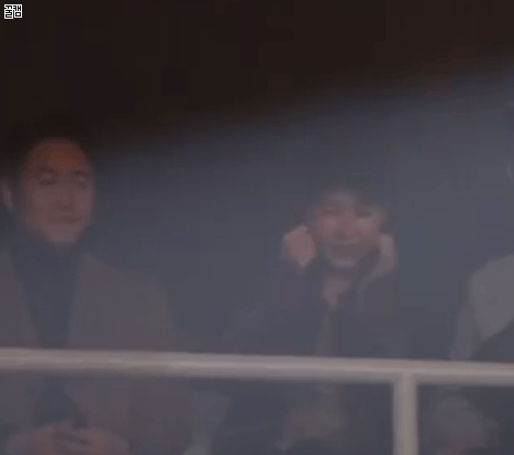 찐트루럽-관계인-아이유와-유인나.jpgif-14-이미지