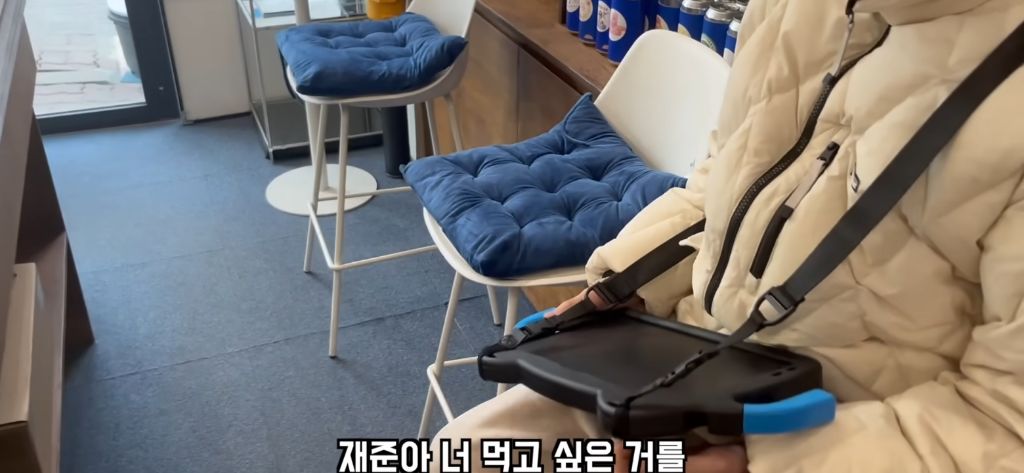 자폐아들에게-혁명이라는-들고다니는-나만의-키오스크(AAC-앱)-18-이미지