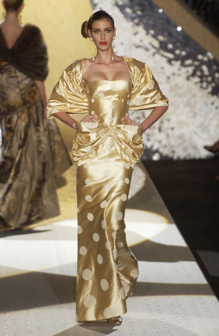 로코코와-중국풍을-믹스한듯-인테리어한-디자이너-발렌티노의-저택.jpg-5-이미지