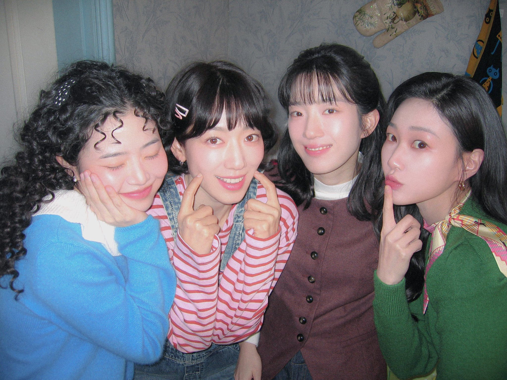 [언더커버-미쓰홍]-IMF-시절-평범한-직장인들이-겪었던-일-8-이미지