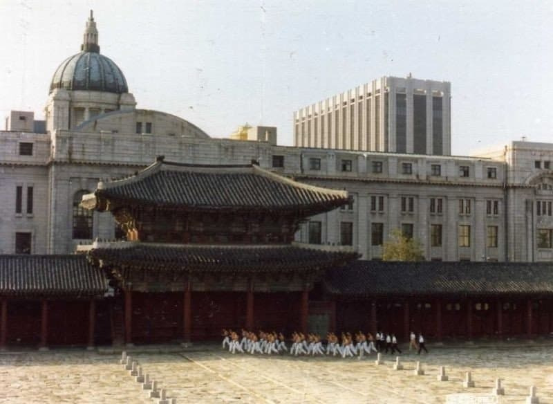 와-나-총독부-경복궁안에서-본-사진-처음봄-1-이미지