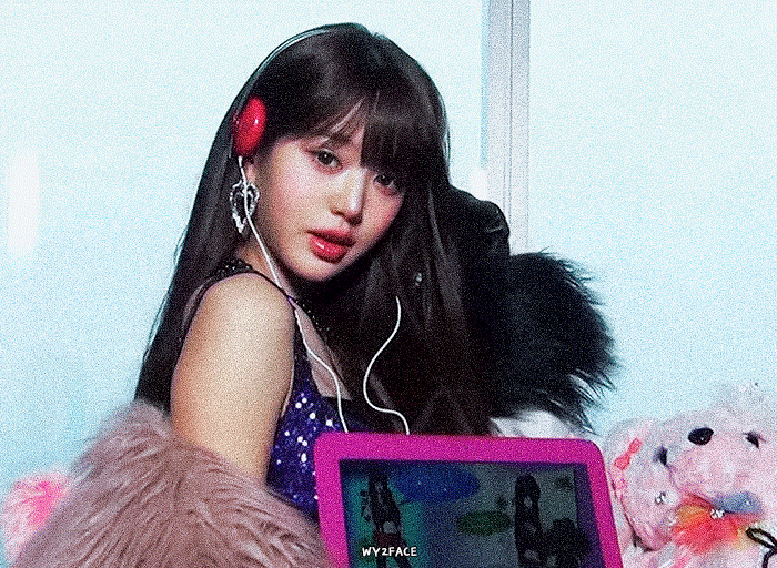 장원영-되는-주파수-듣는-장원영.jpgif-2-이미지