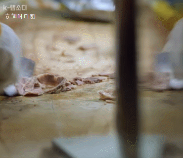 국물-하나로-50년을-버틴-설렁탕.gif-1-이미지