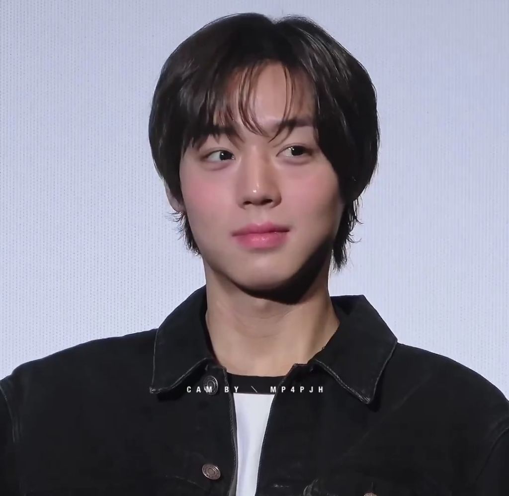 진짜-있는-살-없는-살-다-빼고-바짝!!!!-말려야-되는-연예인-1위-26-이미지