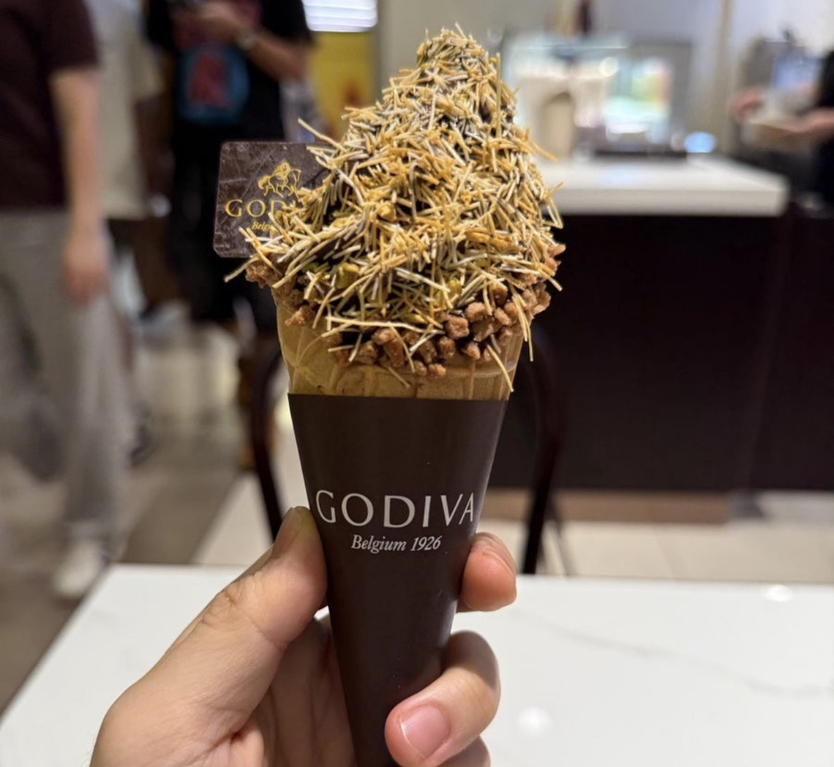 먹짱-한국인들의-두바이-디저트-근황.jpg(최종)-85-이미지