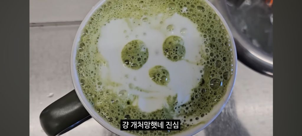 히키에서-알바N번-짤려도보고-카페알바-잘해보려고-내돈내산-라떼아트-배우러갔다가-본사에-초대받은-유투버-2-이미지