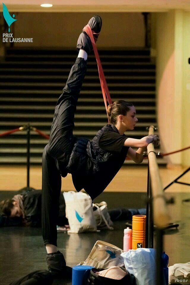 발레-스트레칭-🩰-10-이미지