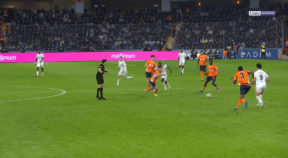 [SüperLig]-오현규,-오늘자-리그-2경기-연속골-및-리그-1호-도움-기록.gif-8-이미지