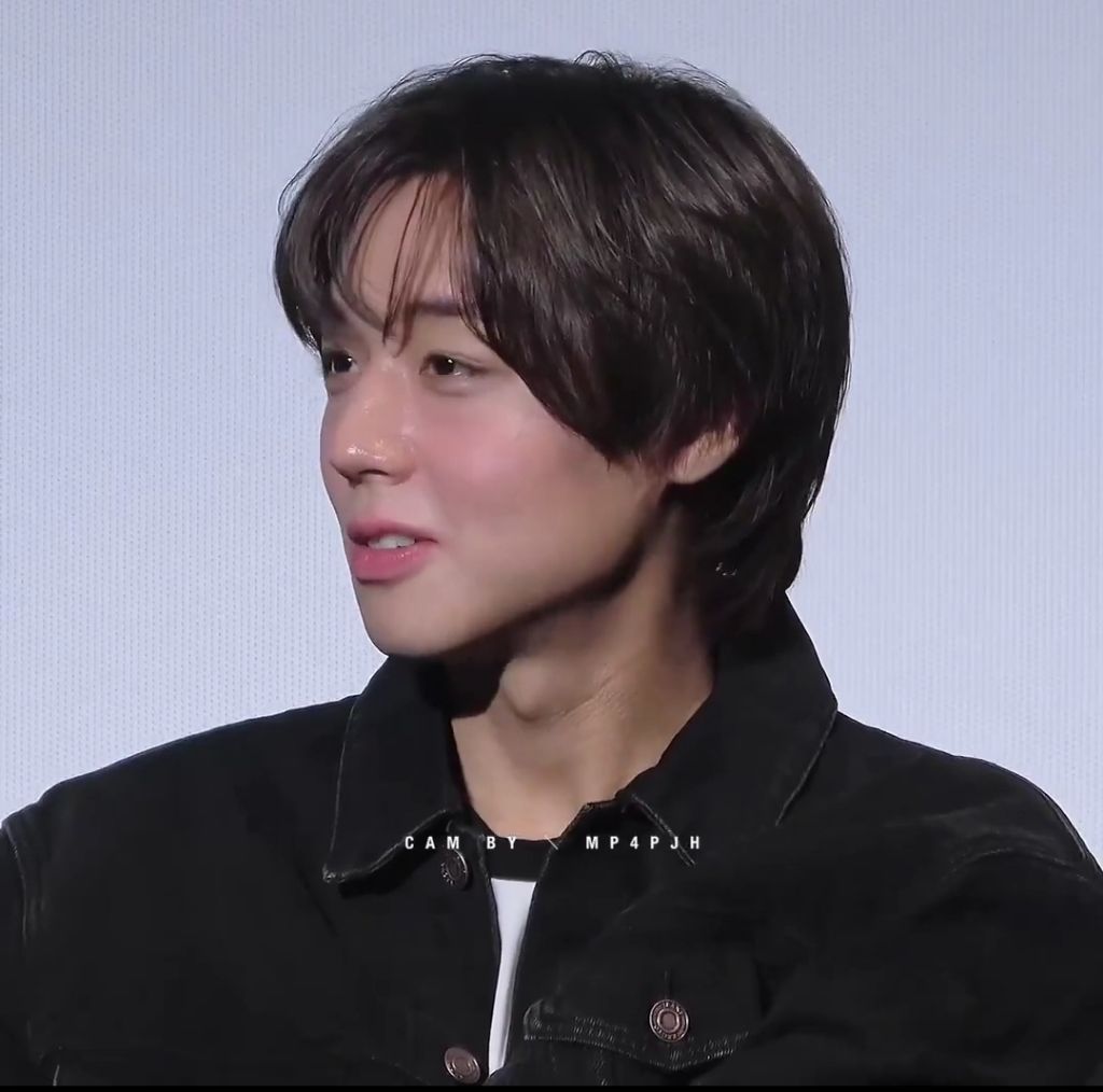 진짜-있는-살-없는-살-다-빼고-바짝!!!!-말려야-되는-연예인-1위-24-이미지