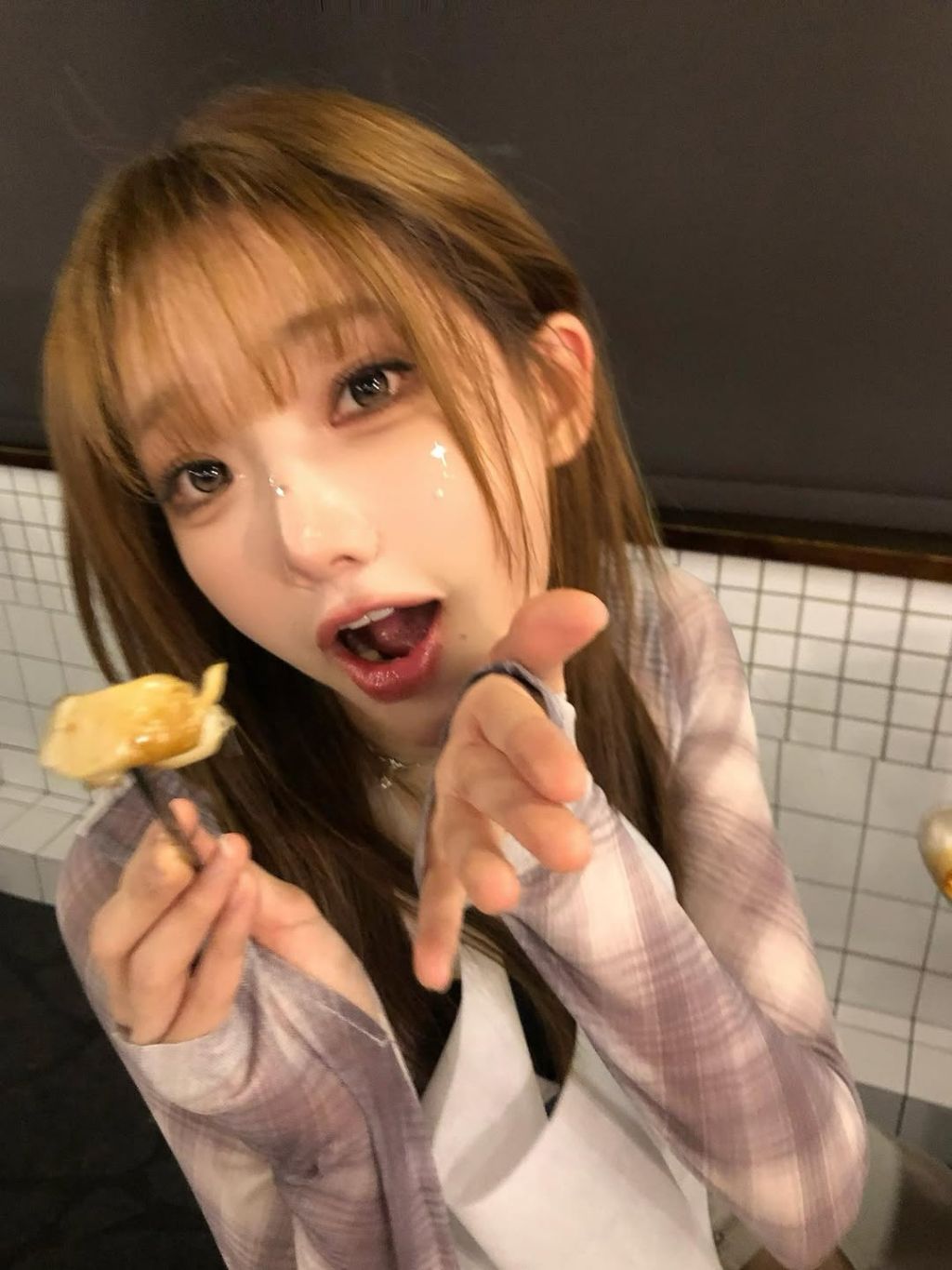 QWER-마젠타-인스타-7-이미지