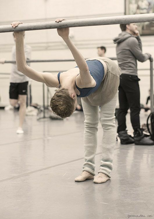 발레-스트레칭-🩰-12-이미지