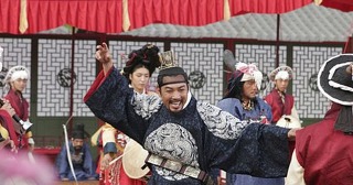 연산군-:-야-전국팔도에서-춤잘추고-노래잘하는-예쁘장한애들-다뽑아와-14-이미지