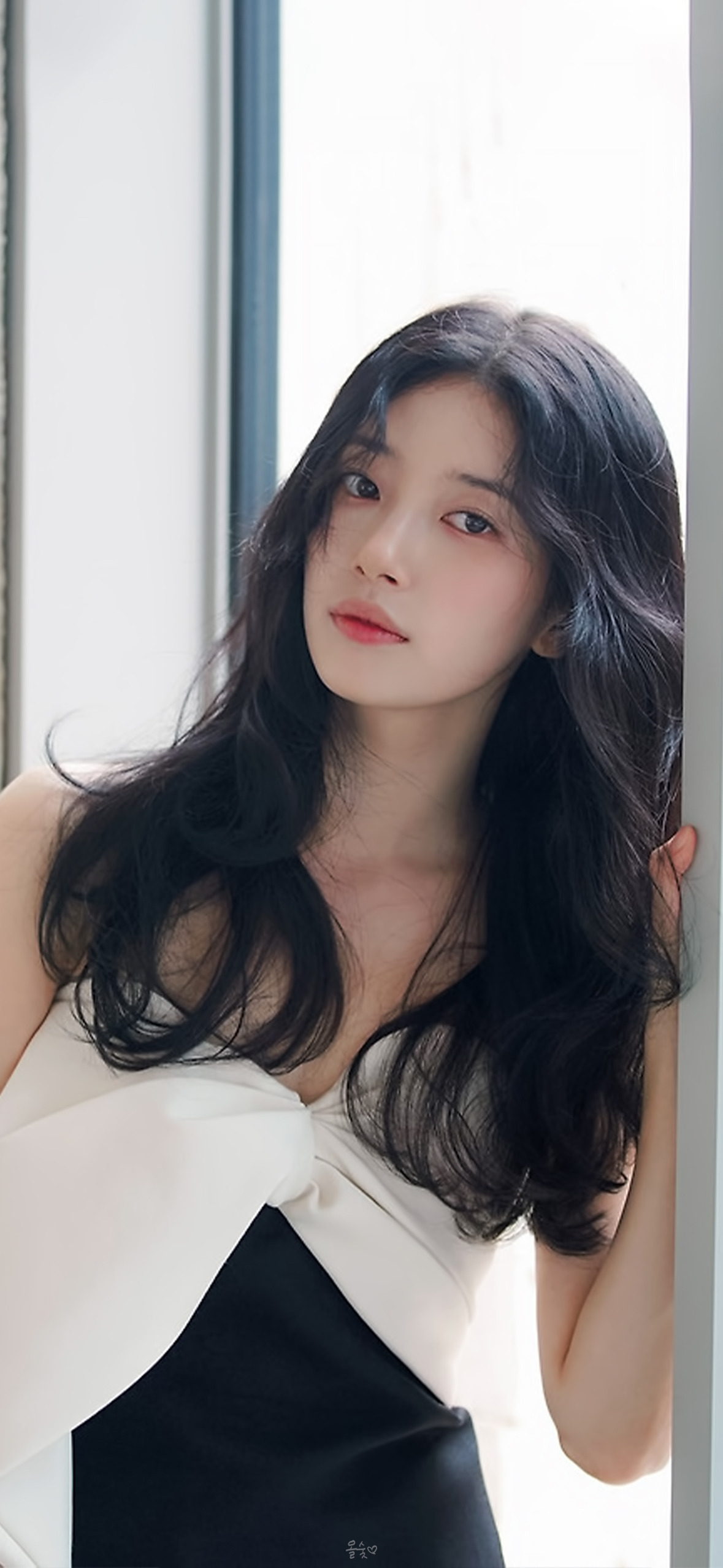 31살-수지의-최근-비주얼-4-이미지