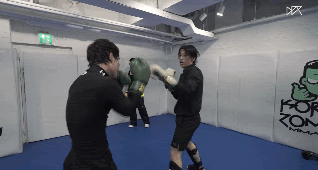 덱스-X-육준서-복싱룰-스파링-1-이미지