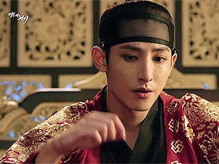 이렇게-생겨놓고-사극분장-왜-개찰떡-되는지-궁금한-달글-16-이미지