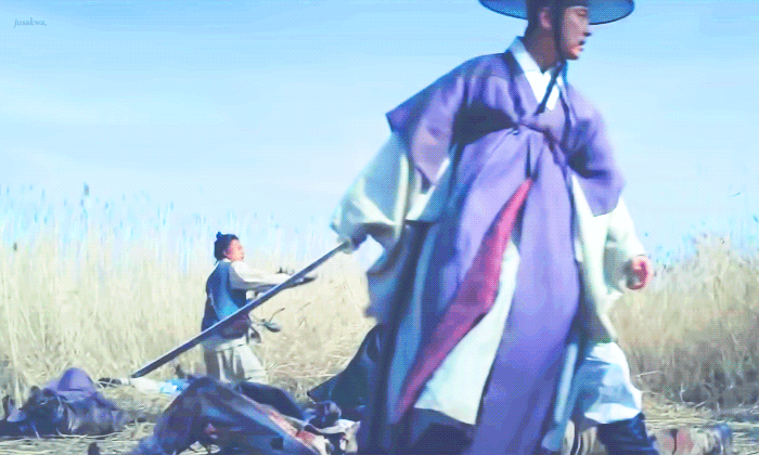 유럽식-제복,-수트-못지-않게-체형을-많이-타는-것-같은-남자-한복-25-이미지