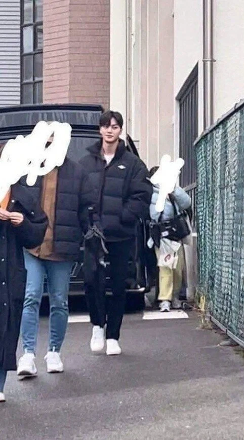 요즘-여자들이-좋아하는-남자-얼굴-스타일-4-이미지