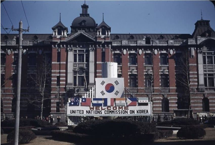 일제강점기-건축물들의-철거-후-현재-모습-10-이미지