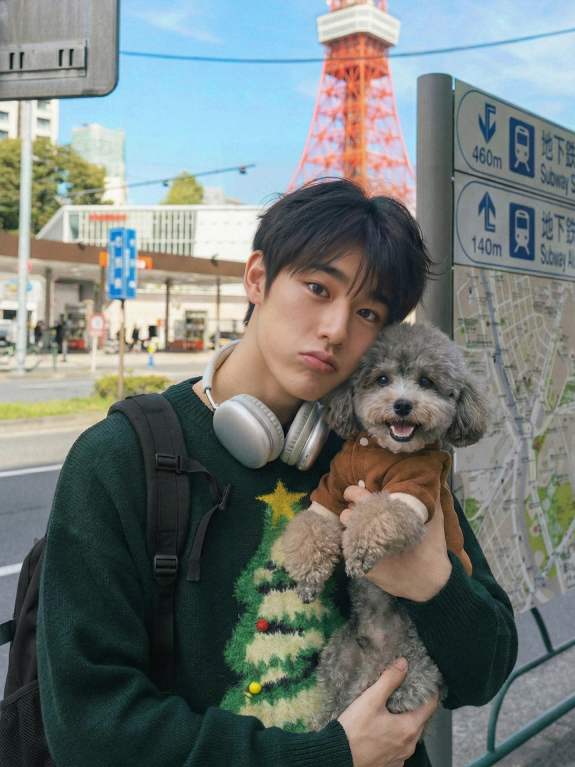 팔로워-18만명이라는-홍콩·일본-혼혈-크리에이터.gif-4-이미지