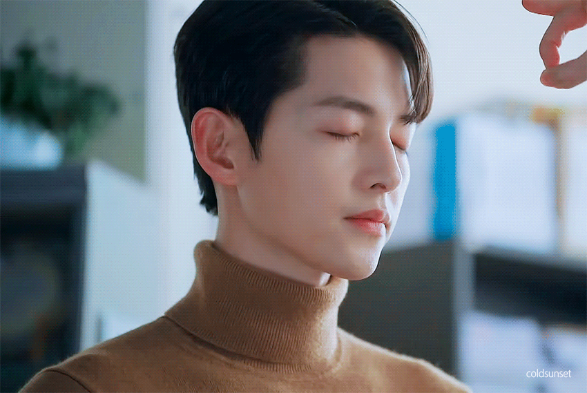 유럽식-제복,-수트-못지-않게-체형을-많이-타는-것-같은-남자-한복-6-이미지