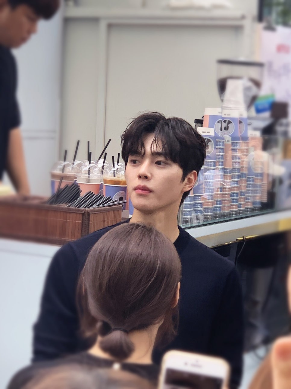 요즘-여자들이-좋아하는-남자-얼굴-스타일-2-이미지