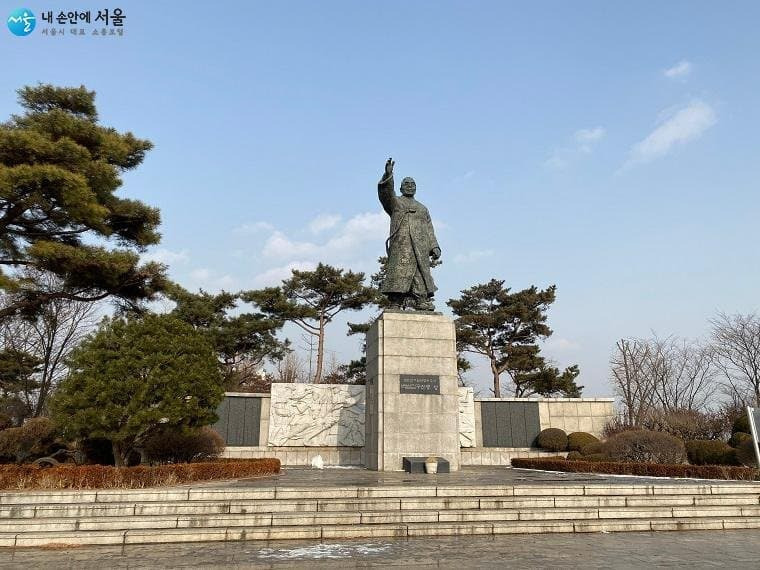 일제강점기-건축물들의-철거-후-현재-모습-9-이미지