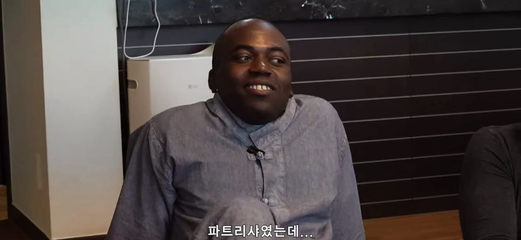 파트리샤랑-흑인-동생-사이-은근-견제하는-조나단-72-이미지